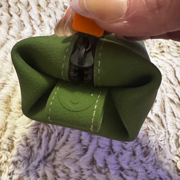 Tooletries The Koby Mini Dopp Kit Toiletries Bag, Anti Bacterial Green Silicone - Picture 8 of 16